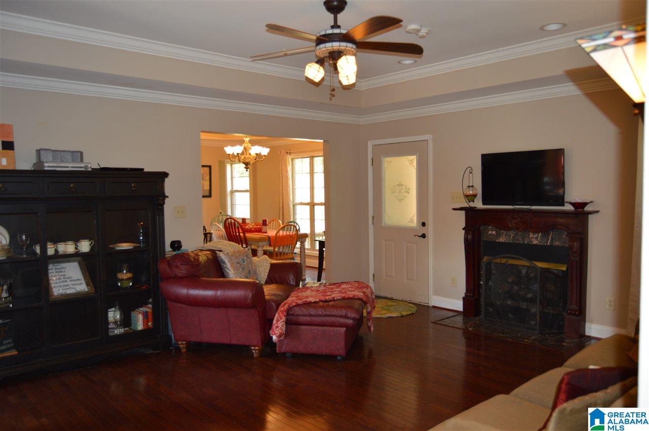 260 Hayfield Loop Dora, AL 35062 - Photo 2 of 42