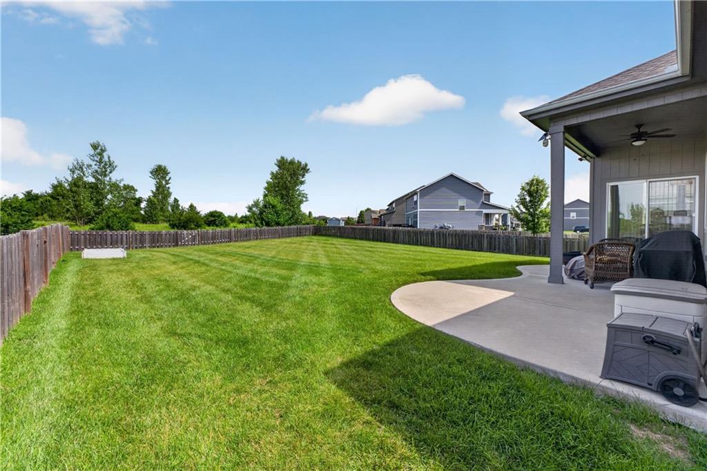 1540 Southwest Cornwall Road Raymore, MO 64083 - Photo 45 of 53