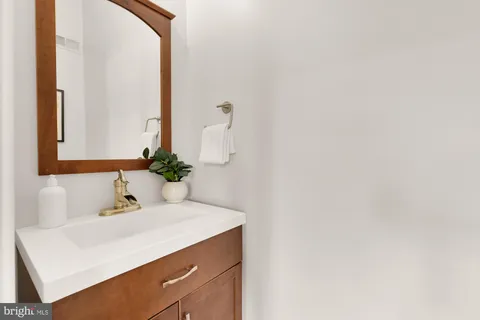 $1,050,000 | 1213 West Virginia Avenue Northeast, Washington, DC 20002