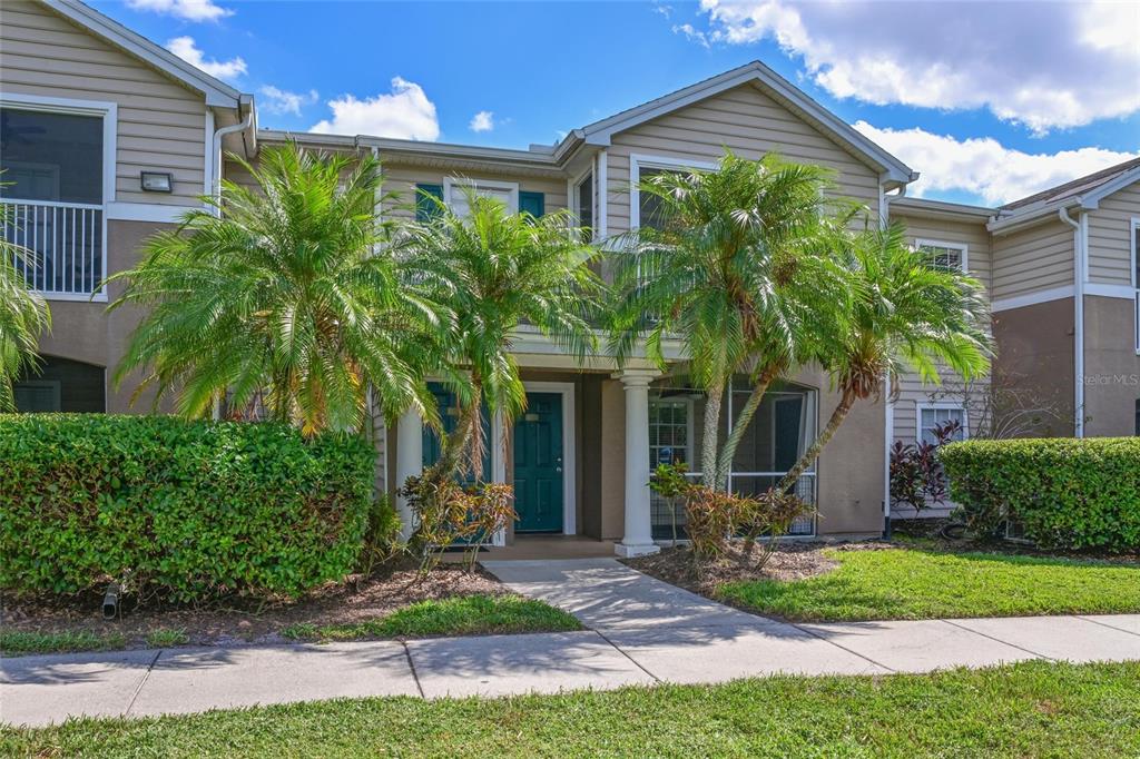 8809 Manor Loop, Unit 106 Lakewood Ranch, FL 34202 - Photo 5 of 40 Gallery Image 5