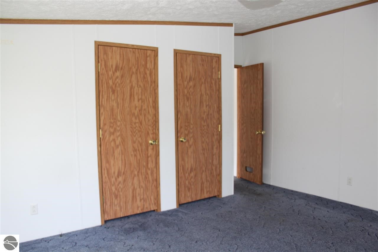7995 Barney Road Traverse City, MI 49684 - Photo 32 of 47 1749623-31.JPG
