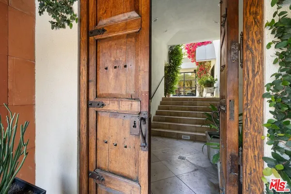 a view of a entryway door of the house