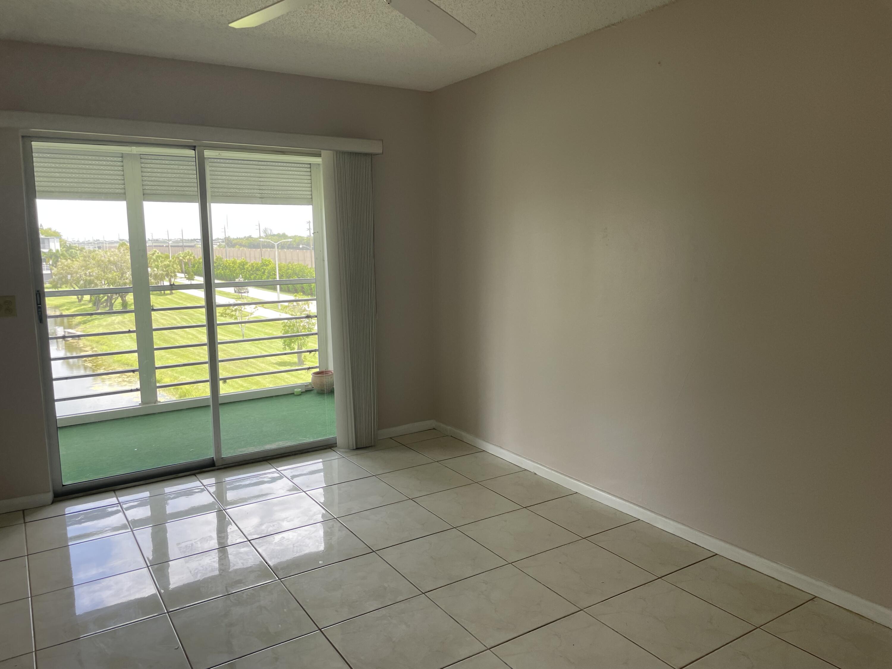 4002 Hythe A Boca Raton, FL 33434 - Photo 5 of 9 MASTER BEDROOM