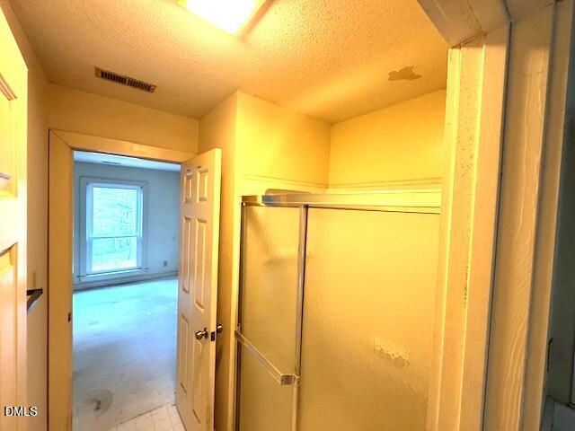 44 Melstone Turn Durham, NC 27707 - Photo 29 of 35 44 Melstone Turn shower