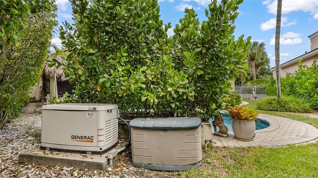 7844 Travelers Tree Drive Boca Raton, FL 33433 - Photo 37 of 40