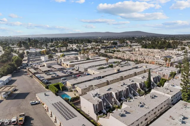 a picture of city view