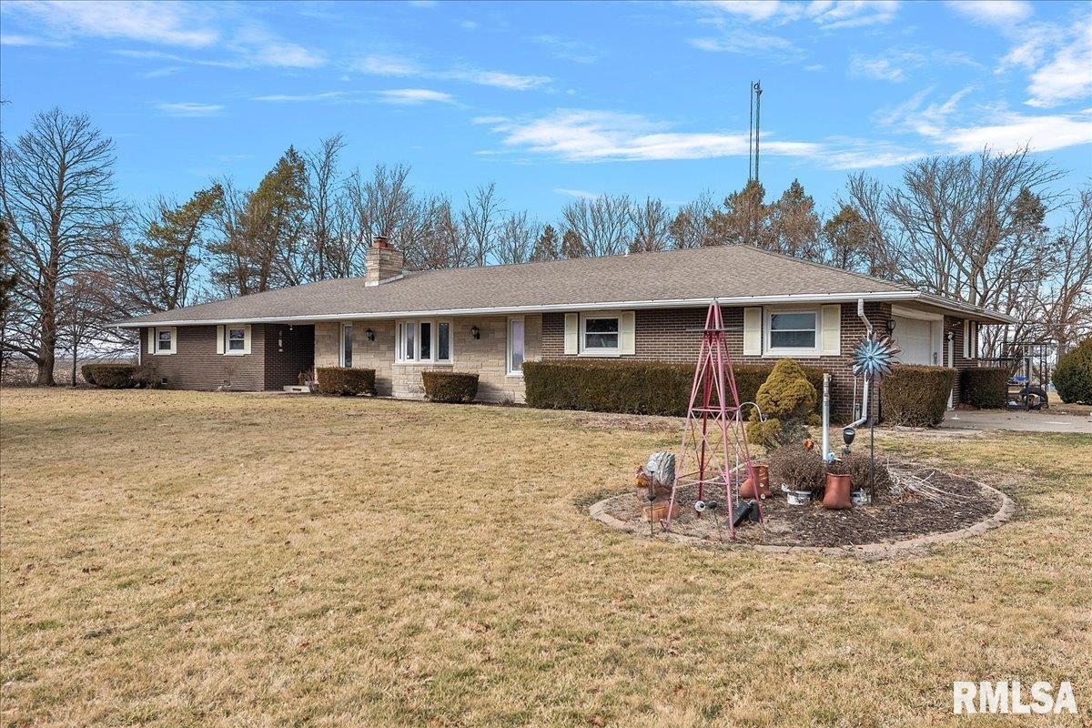 10551 Breckenridge Road Rochester, IL 62563 - Photo 1 of 47
