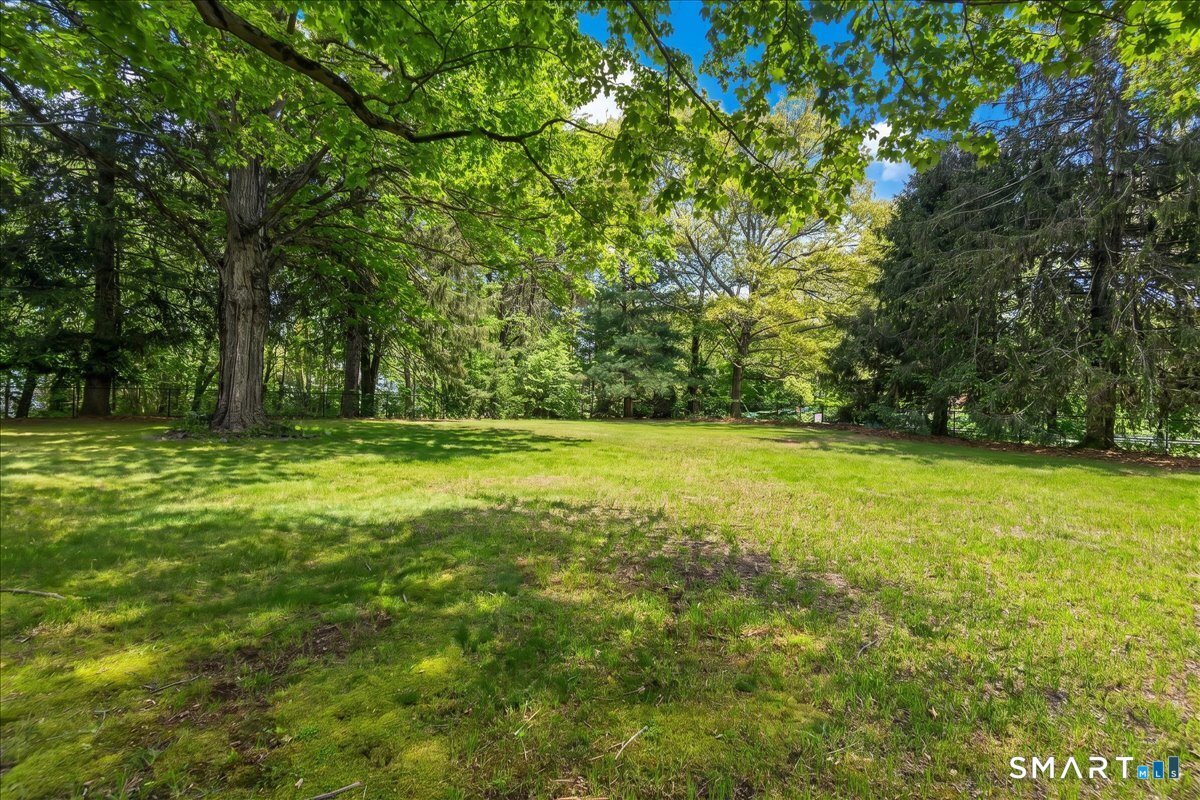 145 Liberty Street Clinton, CT 06413 - Photo 26 of 29
