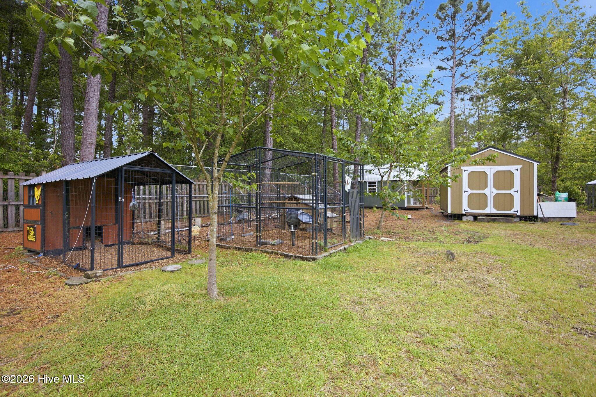 100 Foxrun Drive Hampstead, NC 28443 - Photo 41 of 62 22-web-or-mls-img_9689