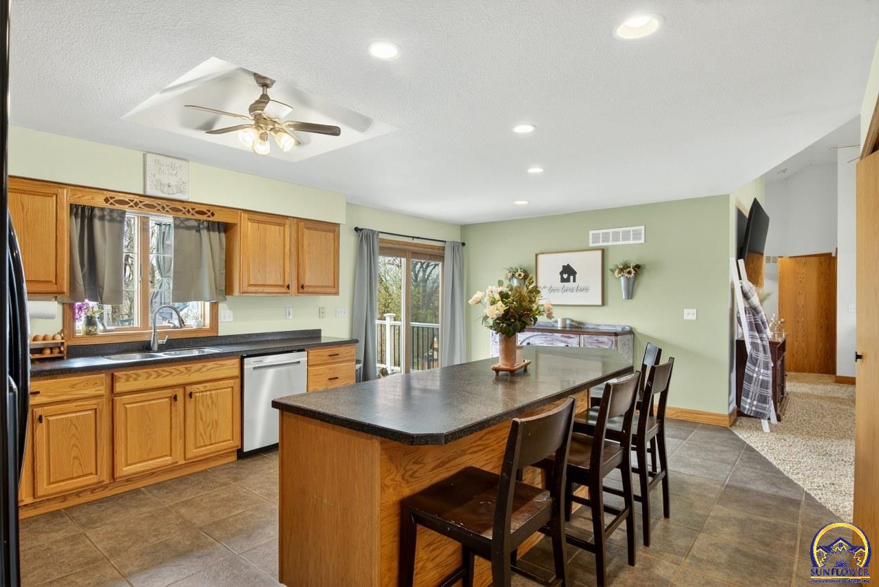11490 218 Road Holton, KS 66436 - Photo 15 of 60