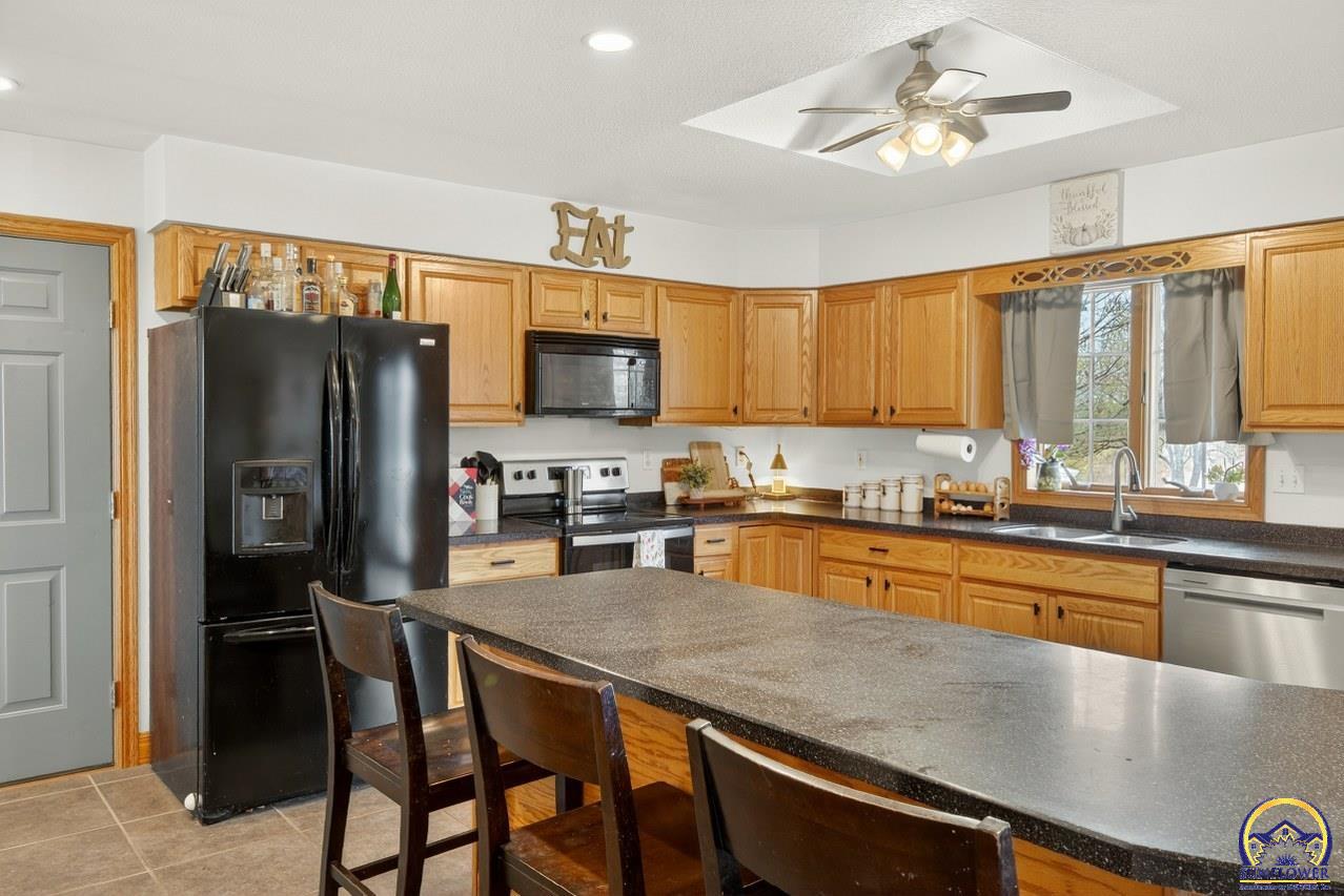 11490 218 Road Holton, KS 66436 - Photo 19 of 60