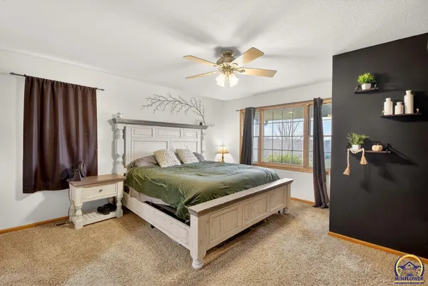 $449,750 | 11490 218 Road, Holton, KS 66436