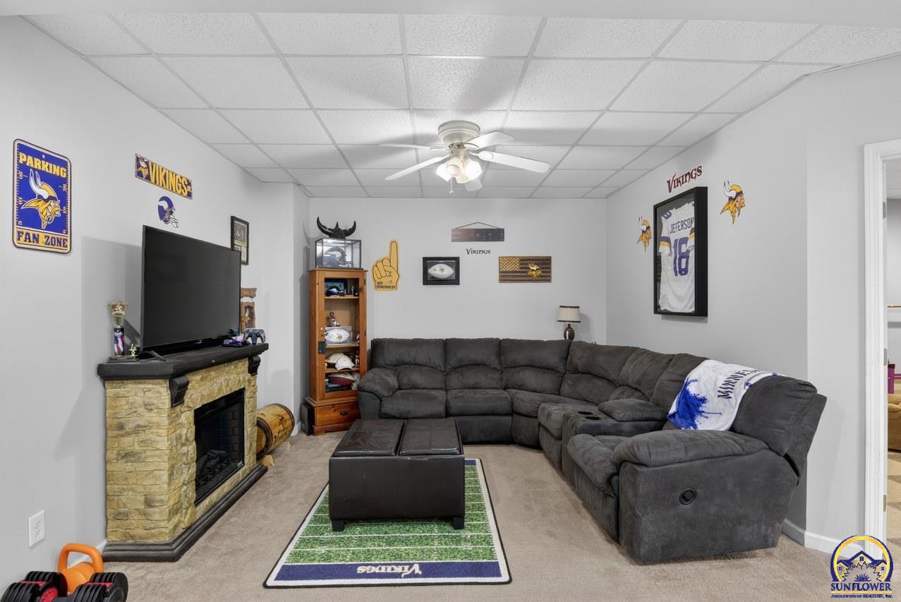 11490 218 Road Holton, KS 66436 - Photo 35 of 60