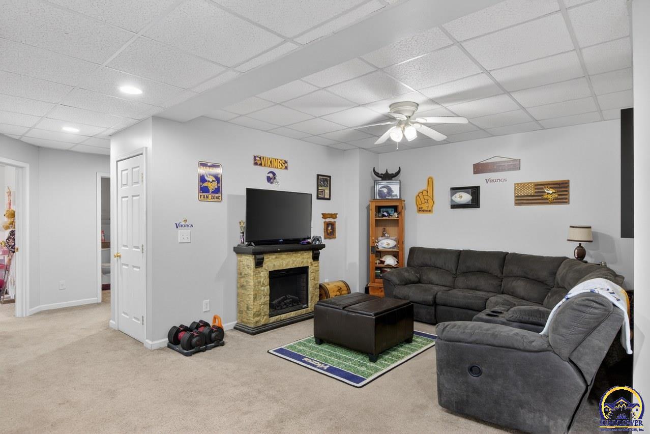 11490 218 Road Holton, KS 66436 - Photo 36 of 60