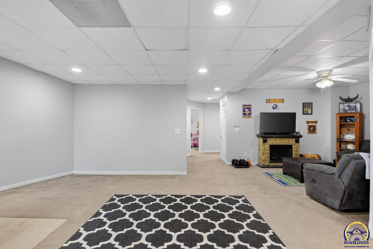 11490 218 Road Holton, KS 66436 - Photo 41 of 60