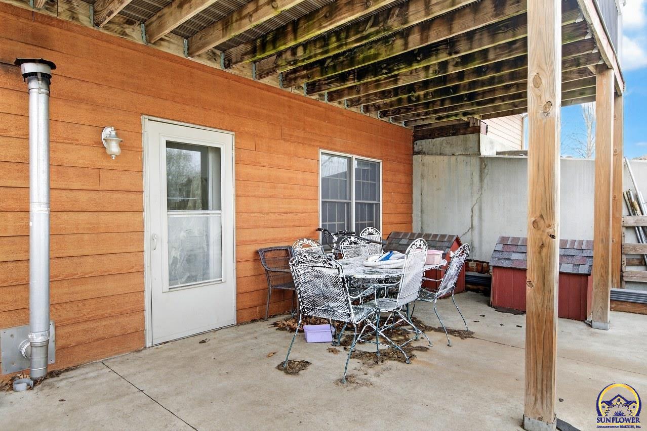 11490 218 Road Holton, KS 66436 - Photo 47 of 60
