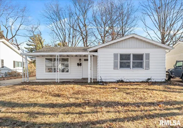 $115,000 | 1820 Fairmont Drive, Springfield, IL 62702