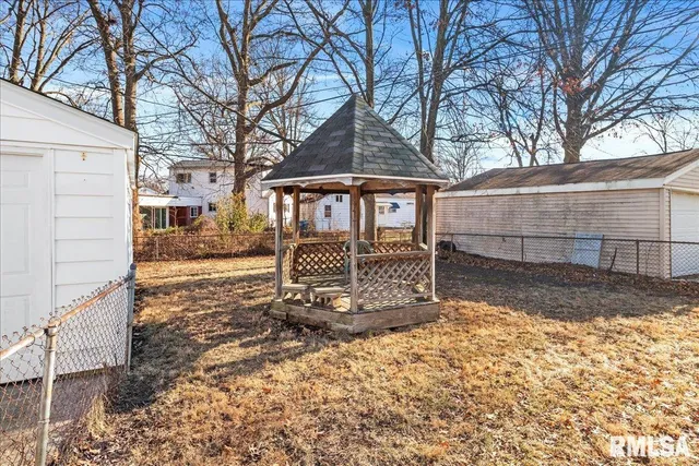 $115,000 | 1820 Fairmont Drive, Springfield, IL 62702