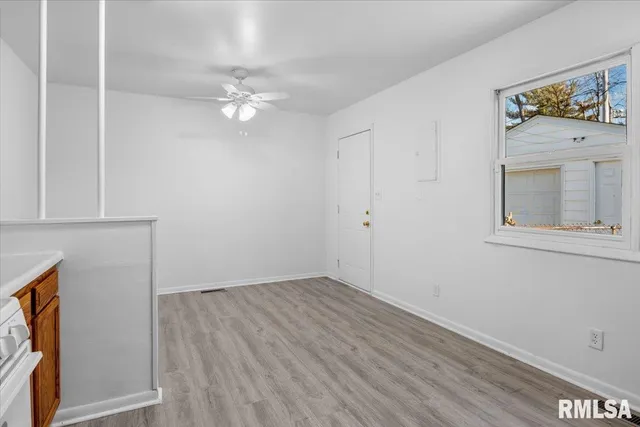 $115,000 | 1820 Fairmont Drive, Springfield, IL 62702