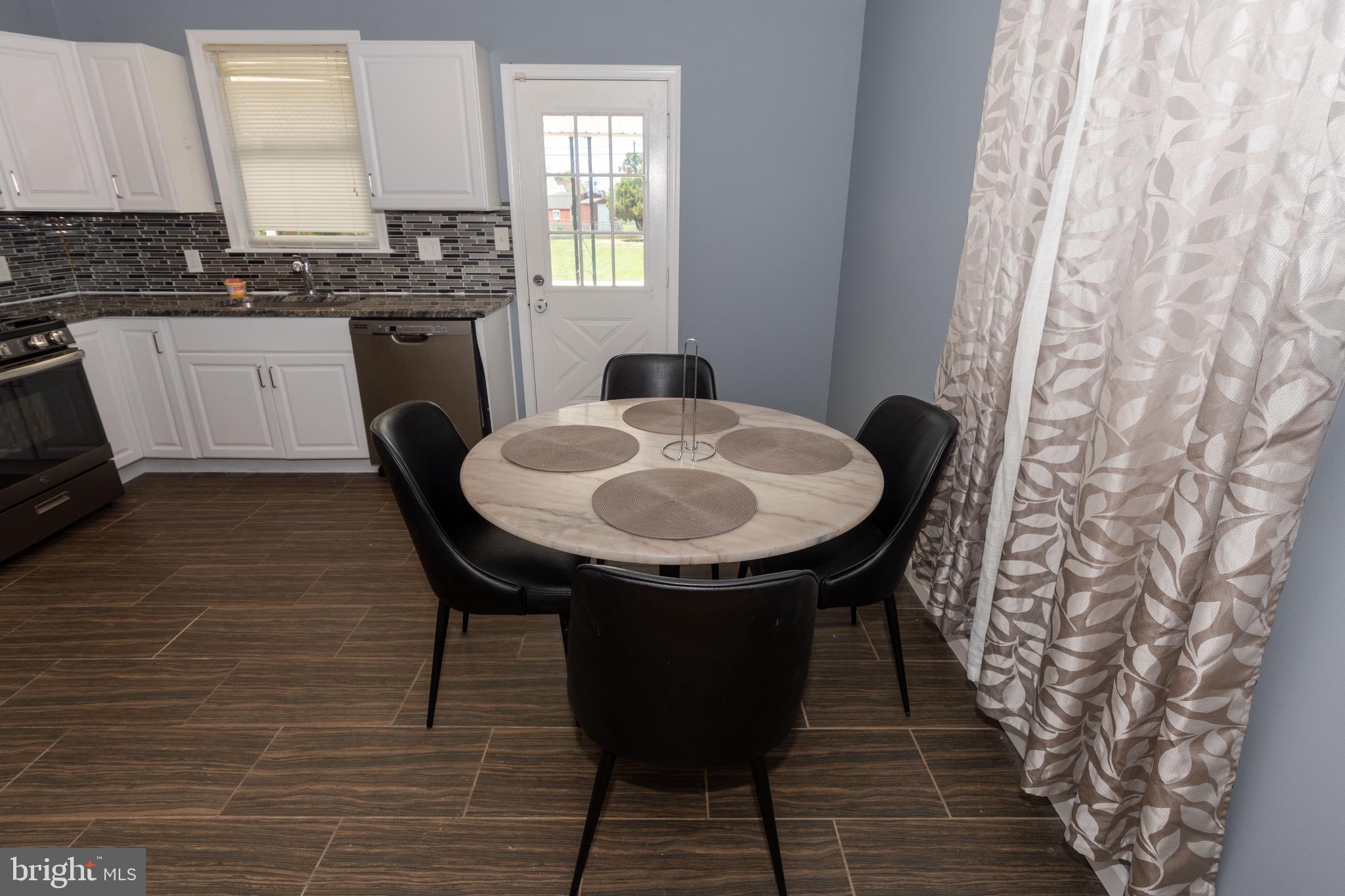 3414 Sollers Point Road Baltimore, MD 21222 - Photo 11 of 44 Eat in Kitchen