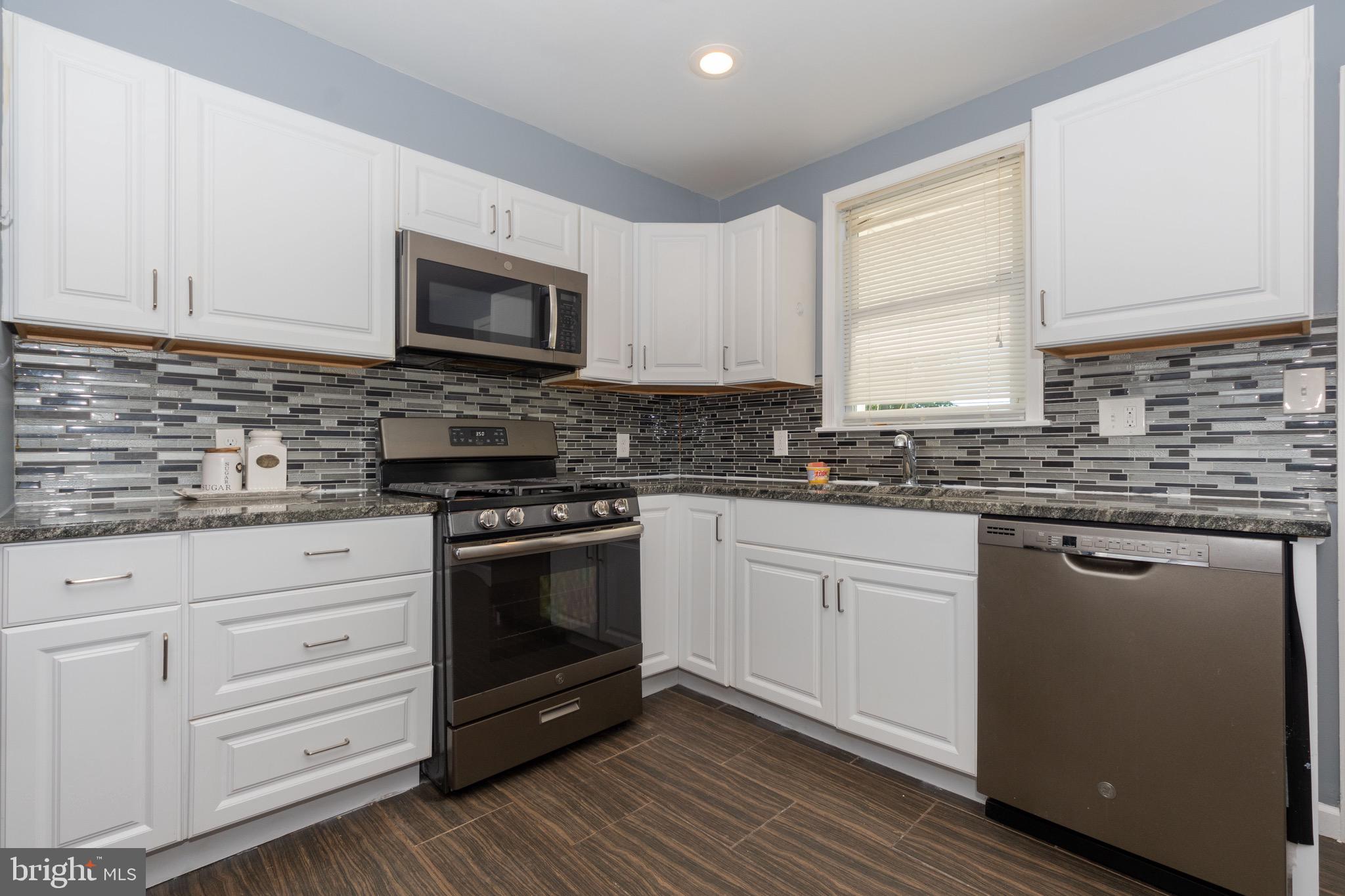 3414 Sollers Point Road Baltimore, MD 21222 - Photo 14 of 44 Kitchen