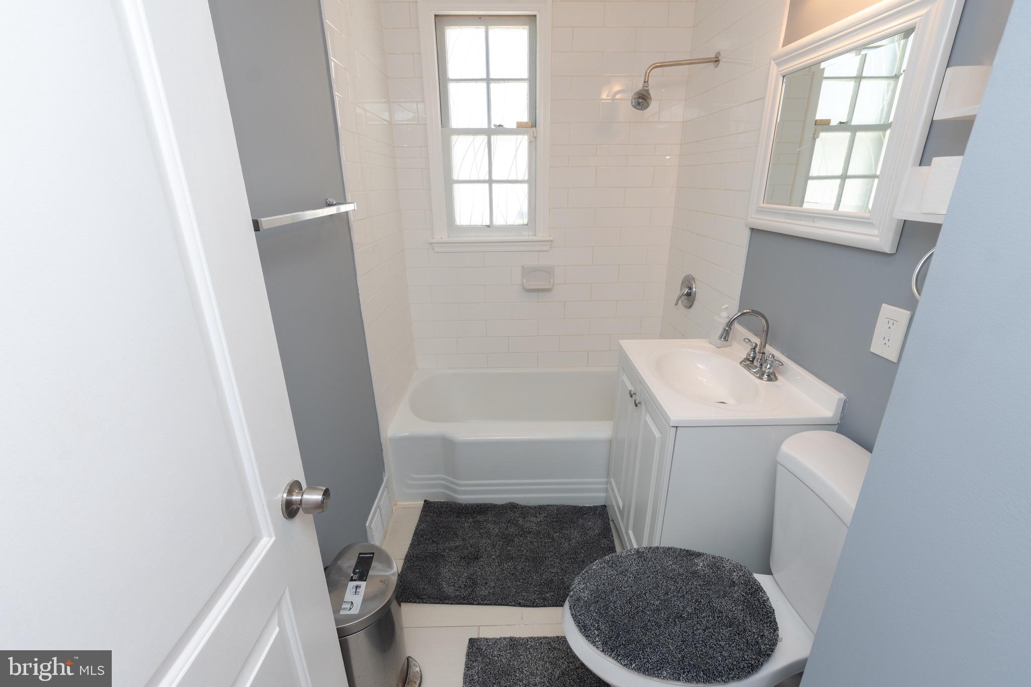 3414 Sollers Point Road Baltimore, MD 21222 - Photo 19 of 44 Hall bathroom