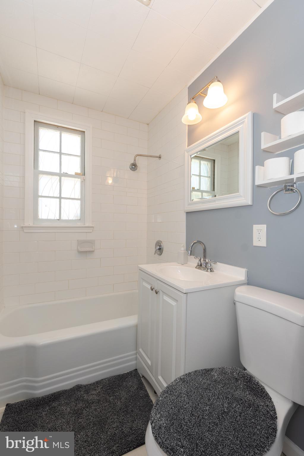 3414 Sollers Point Road Baltimore, MD 21222 - Photo 20 of 44 Hall bathroom