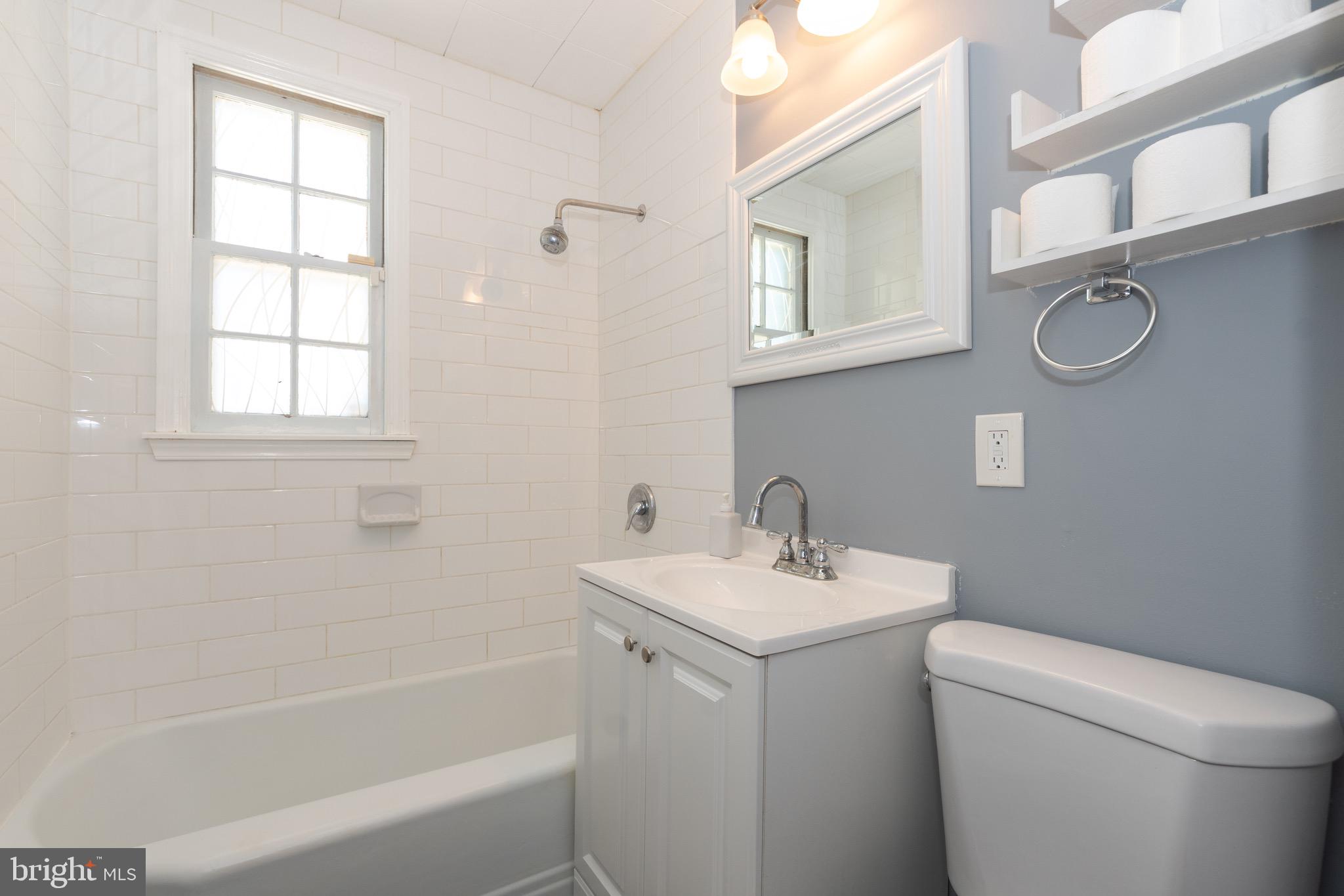 3414 Sollers Point Road Baltimore, MD 21222 - Photo 21 of 44 Hall bathroom
