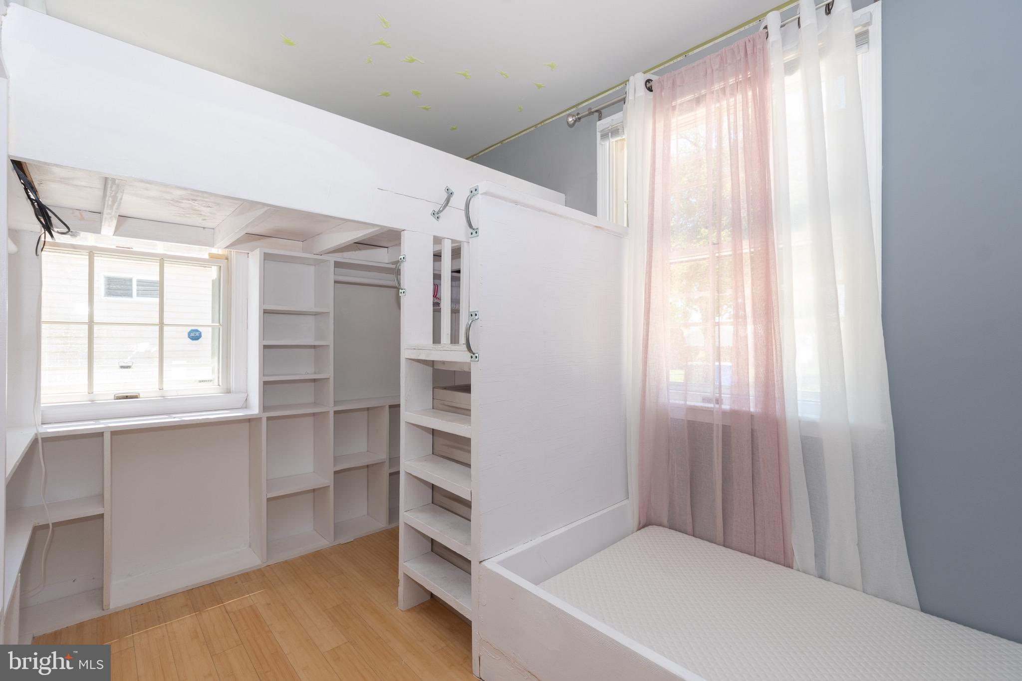 3414 Sollers Point Road Baltimore, MD 21222 - Photo 22 of 44 2nd bedroom