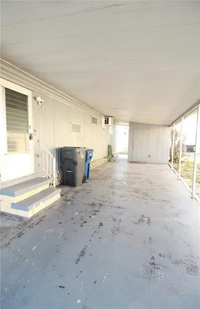 $1,300 | 716 49th Avenue West, Bradenton, FL 34207