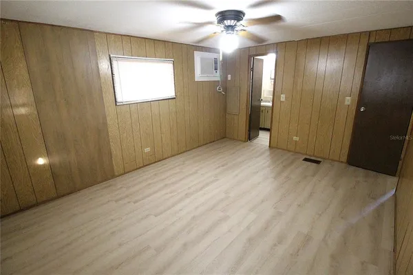 $1,300 | 716 49th Avenue West, Bradenton, FL 34207