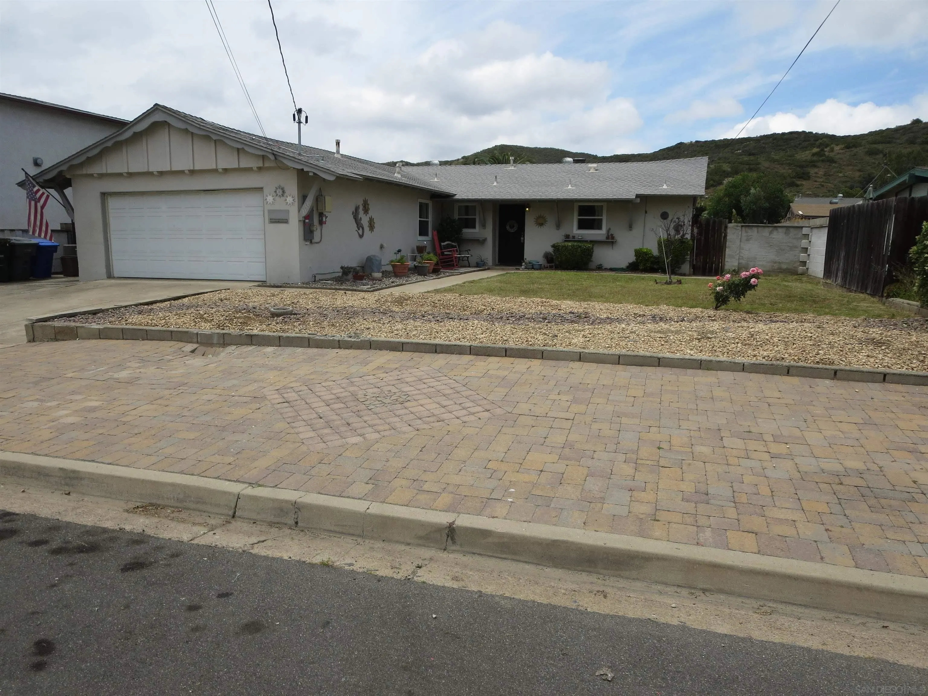 13516 Frame Road Poway, CA 92064 - Photo 2 of 39 Gallery Image 2