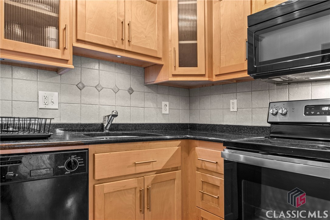 655 East Campus Road, Unit 12 Athens, GA 30605 - Photo 16 of 30