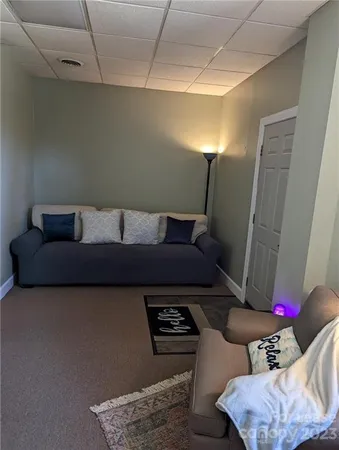 $600 | 2512 Lynn Road, Tryon, NC 28782