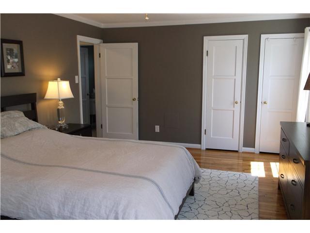 2654 Brandon Road Columbus, OH 43221 - Photo 12 of 25