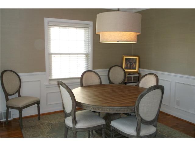 2654 Brandon Road Columbus, OH 43221 - Photo 5 of 25