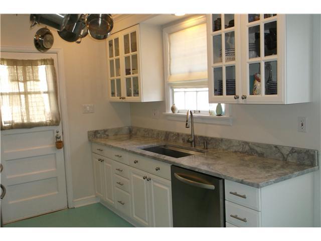 2654 Brandon Road Columbus, OH 43221 - Photo 8 of 25