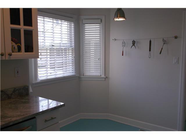 2654 Brandon Road Columbus, OH 43221 - Photo 9 of 25