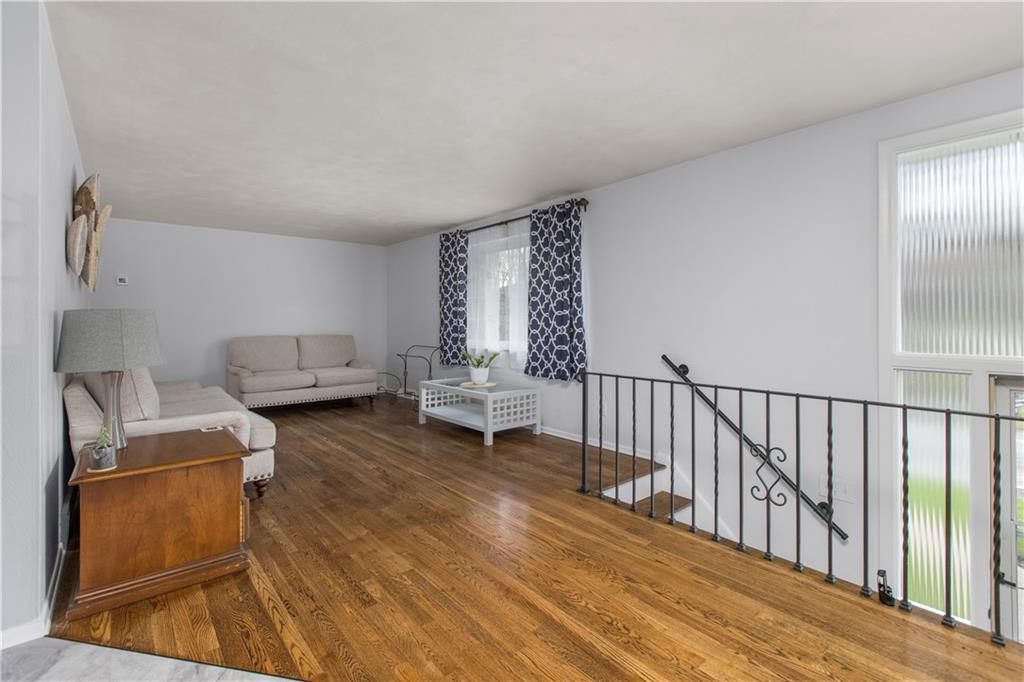 404 Stotler Road Pittsburgh, PA 15235 - Photo 11 of 23 Gallery Image 11