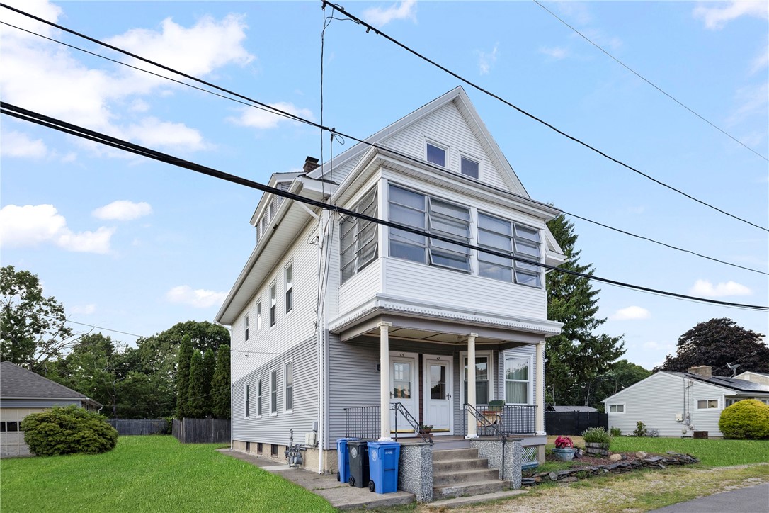 45 Gordon Street Cranston, RI 02910 - Photo 2 of 44
