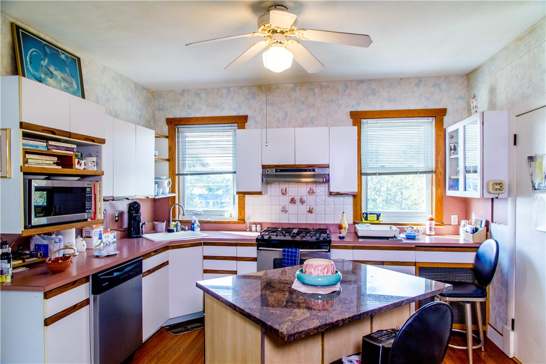 45 Gordon Street Cranston, RI 02910 - Photo 22 of 44 Kitchen - Apt #2