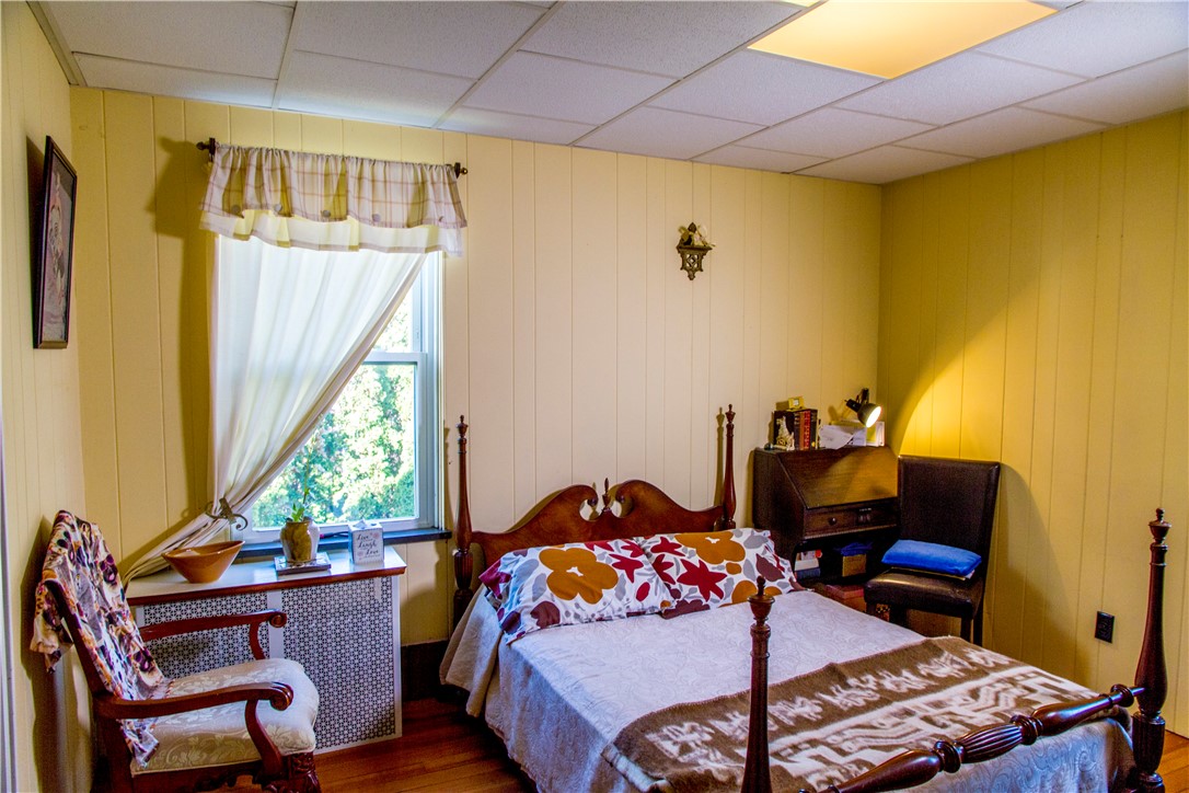 45 Gordon Street Cranston, RI 02910 - Photo 23 of 44 Bedroom #1 - Apt #2