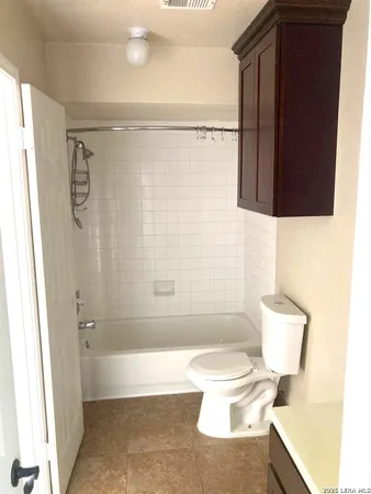 $2,000 | 7915 Avellano, San Antonio, TX 78250