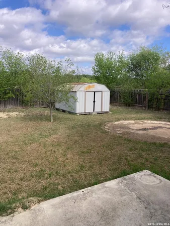 $2,000 | 7915 Avellano, San Antonio, TX 78250