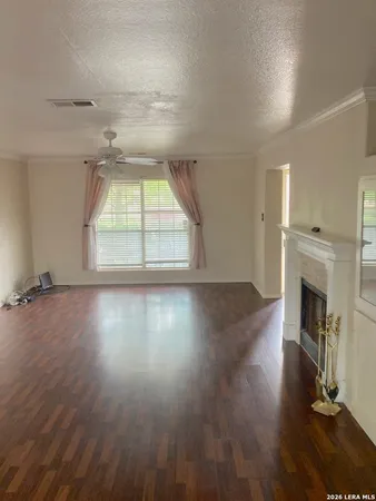 $2,000 | 7915 Avellano, San Antonio, TX 78250