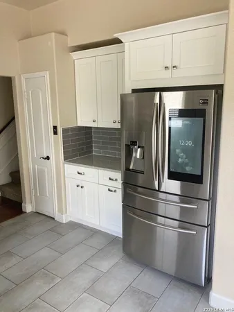 $2,000 | 7915 Avellano, San Antonio, TX 78250