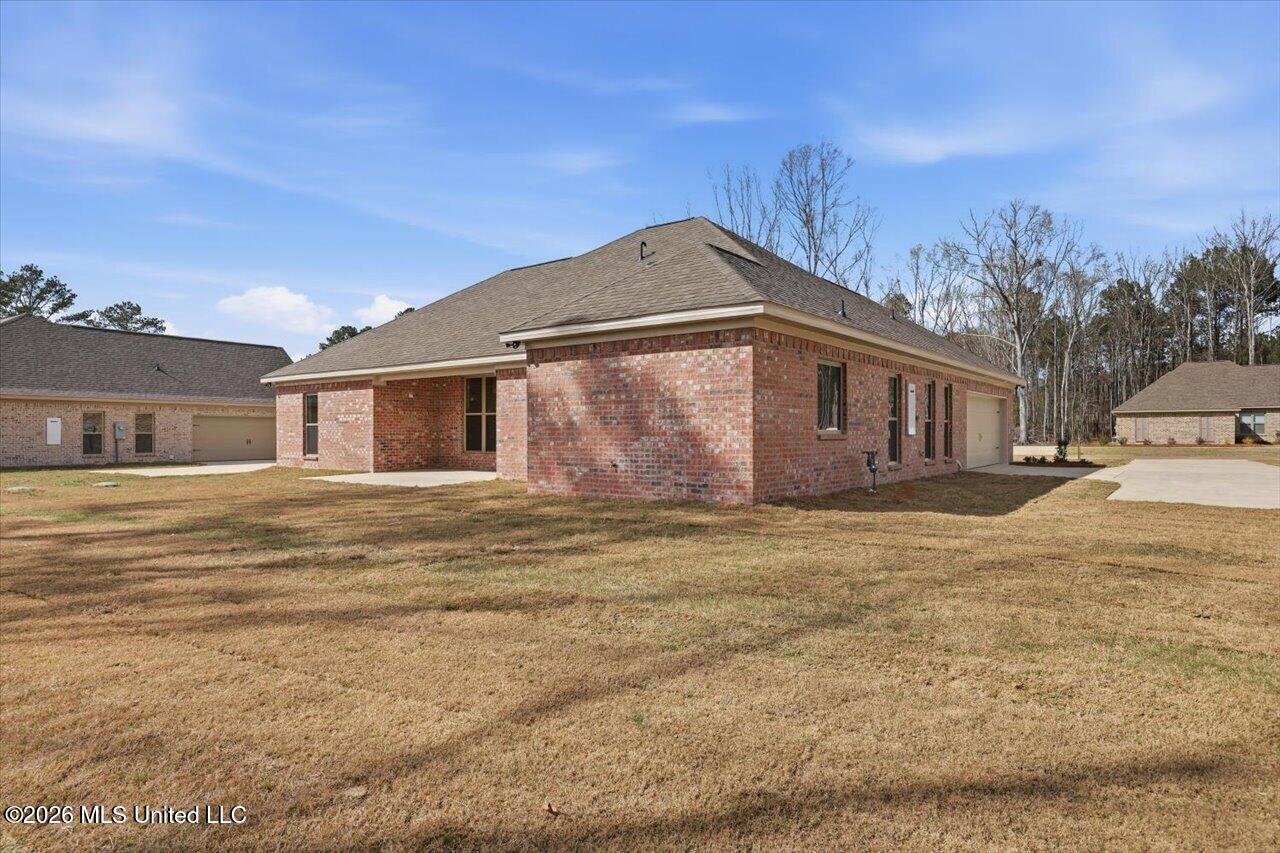 310 Stronghold Drive Brandon, MS 39042 - Photo 31 of 31 34-310 Stronghold Dr _ Home Tours MS