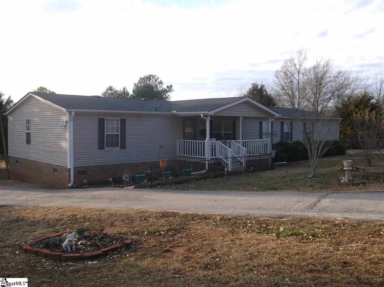 5326 Fairview Road Gray Court, SC 29645 - Photo 1 of 17