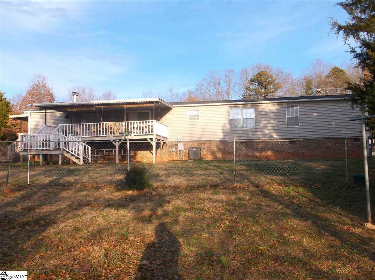 5326 Fairview Road Gray Court, SC 29645 - Photo 2 of 17