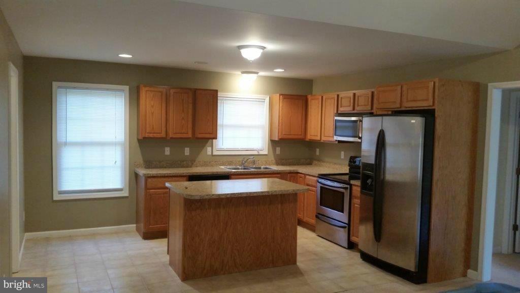 28601 Kinder Road Federalsburg, MD 21632 - Photo 2 of 14 Kitchen